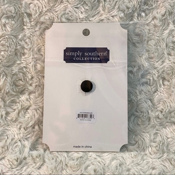 ✨🆕🫦SIMPLY SOUTHERN LIPS SIMPLY TOTE CHARM ACCESSORY🫦 - Picture 4 of 4